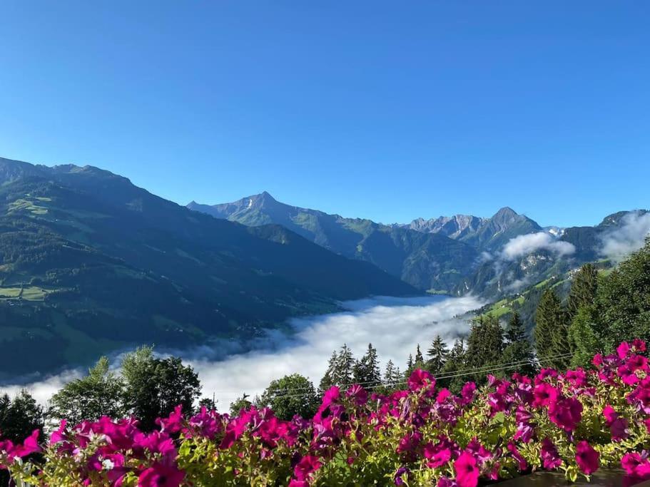 Ferienhaus Zillertal Panorama Blick Balkon Sauna Zellberg Exterior photo