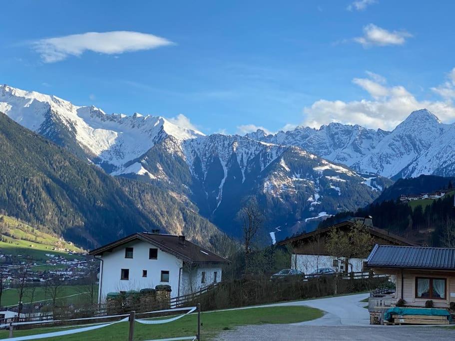 Ferienhaus Zillertal Panorama Blick Balkon Sauna Zellberg Exterior photo