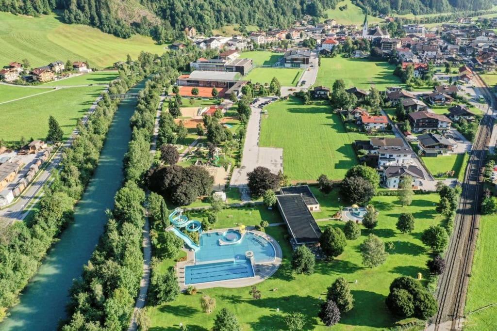 Ferienhaus Zillertal Panorama Blick Balkon Sauna Zellberg Exterior photo