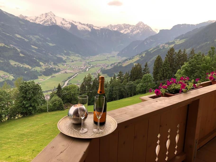 Ferienhaus Zillertal Panorama Blick Balkon Sauna Zellberg Exterior photo