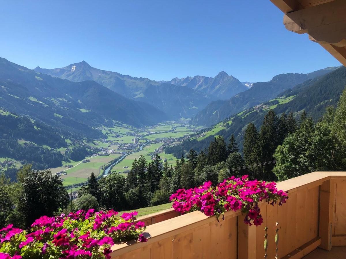 Ferienhaus Zillertal Panorama Blick Balkon Sauna Zellberg Exterior photo